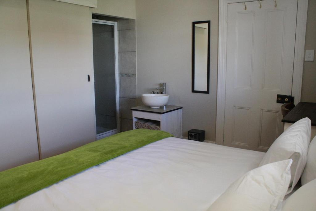 Guesthouse On Irvine Port Elizabeth Zewnętrze zdjęcie