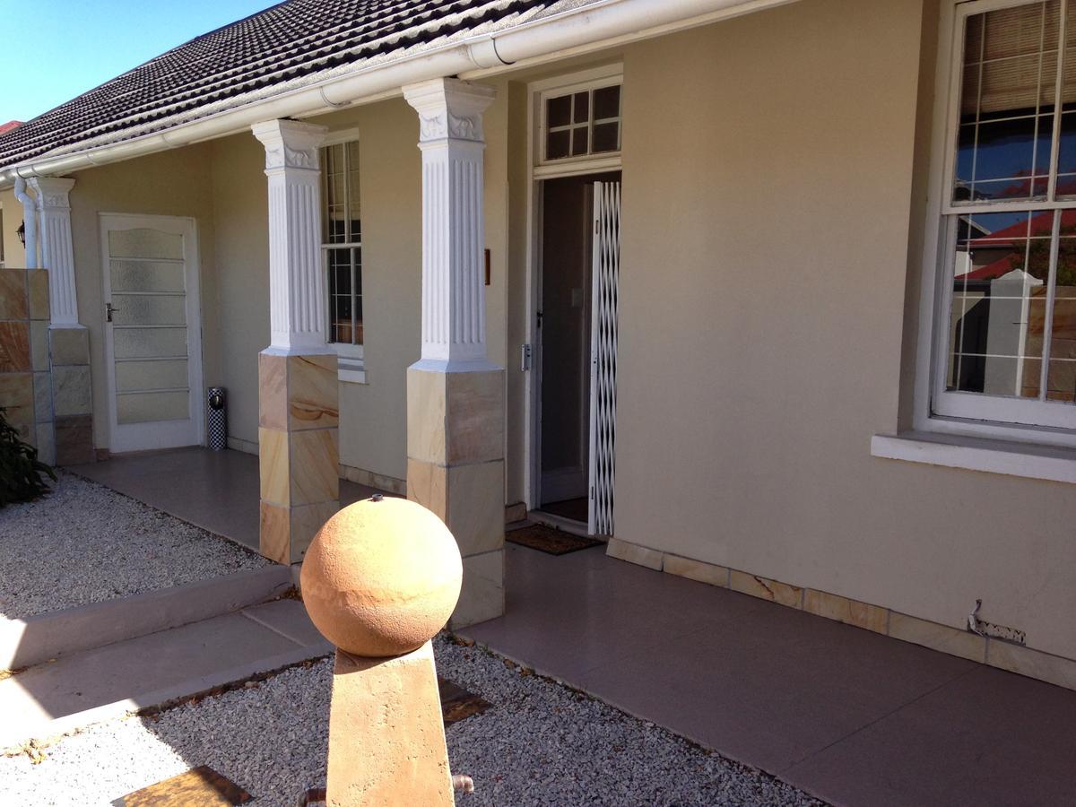 Guesthouse On Irvine Port Elizabeth Zewnętrze zdjęcie