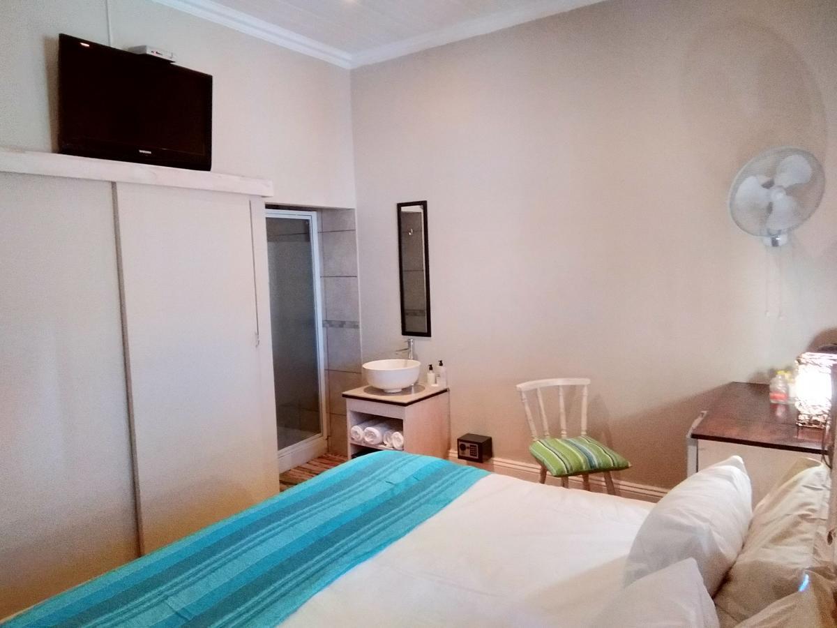 Guesthouse On Irvine Port Elizabeth Zewnętrze zdjęcie