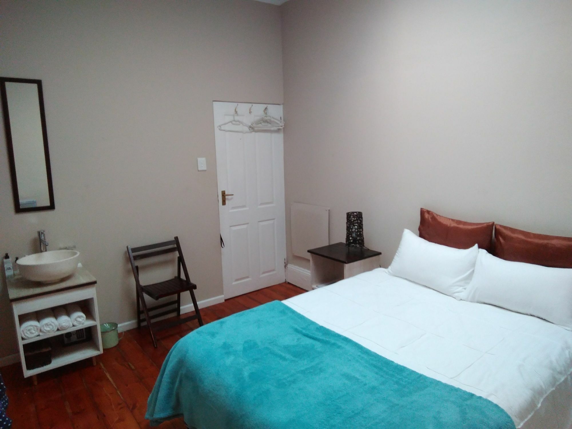 Guesthouse On Irvine Port Elizabeth Zewnętrze zdjęcie
